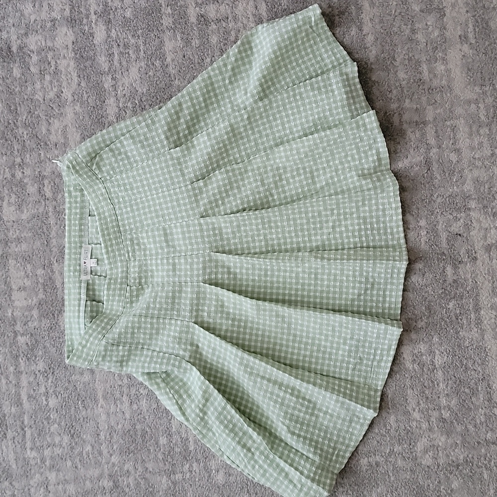 Green plaid pleated skirt